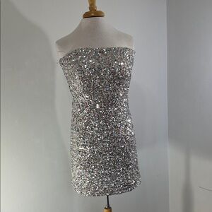 Elodie Sparkling Holiday Diamond Strapless Mini Dress Size Large